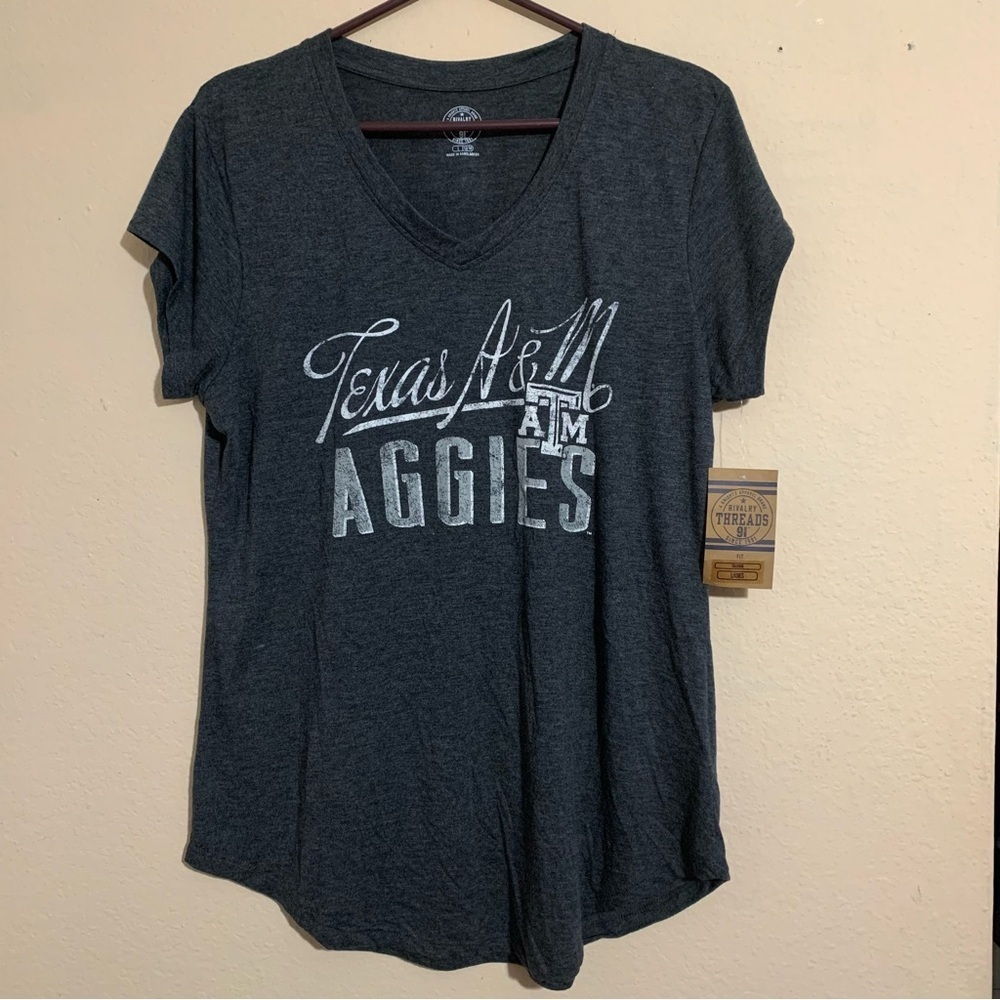 Texas A&M Aggies Gray V-Neck Short Sleeve Shirt Women's Size Large